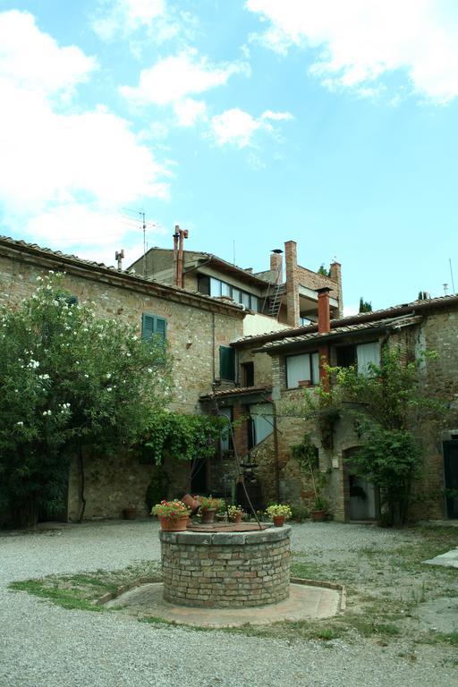 סן ג'ימיניאנו Agriturismo Santa Croce מראה חיצוני תמונה